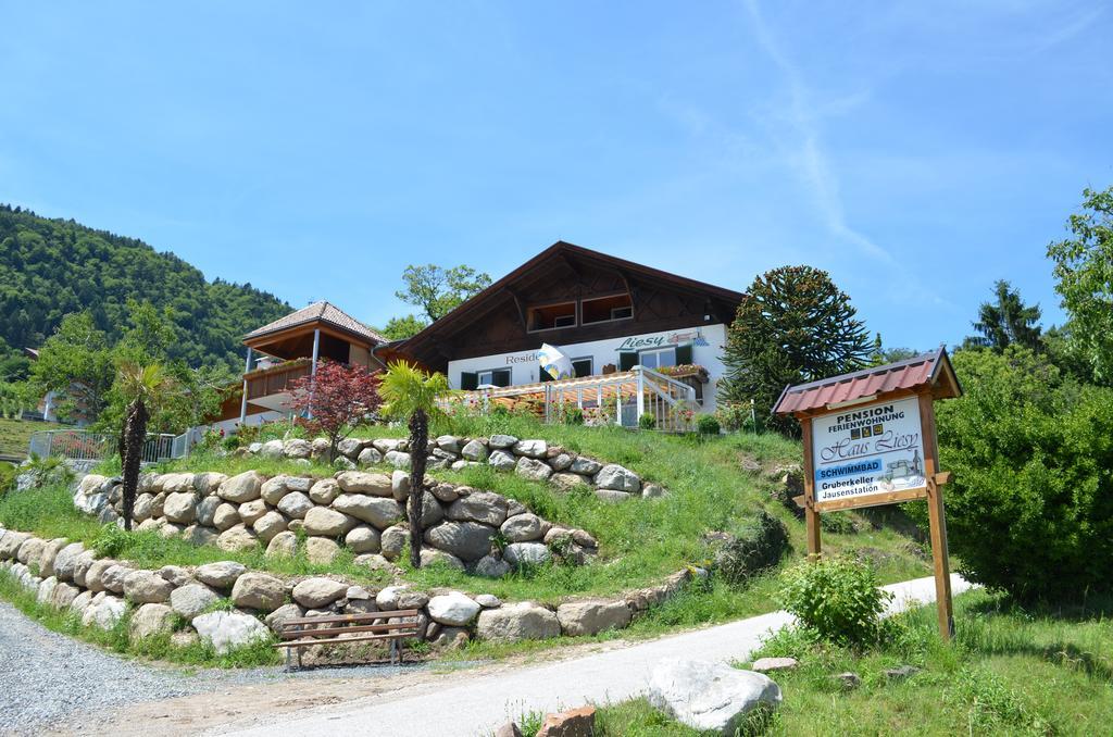 Residence Liesy Tesimo Kültér fotó